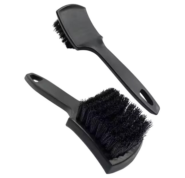Detail Supply stiff bristle wheel and tire brush in black